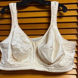 Playtex Textured Cream Bra